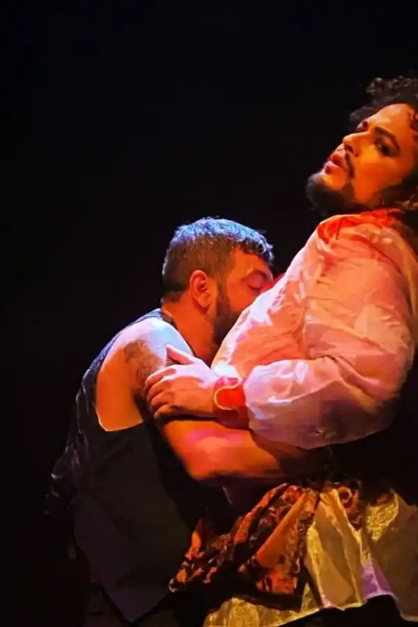 TRES PERSONAJES. Sonia García protagoniza “La extravagancia”.  