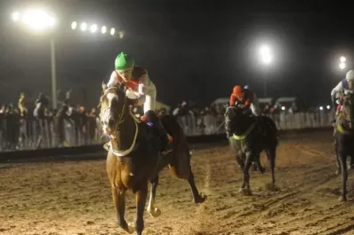 Turf: vuelve a su especialidad