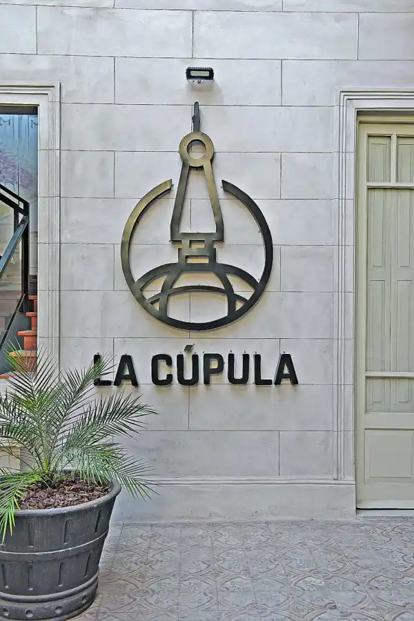 LA NUEVA IMAGEN. Se recogió el nombre popular para expresar el presente. 