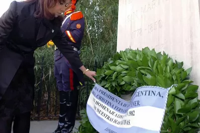 A qué presidentes argentinos recibió la reina Isabel II en el palacio de Buckingham
