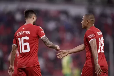 Independiente se recuperó y goleó a Aldosivi en Avellaneda