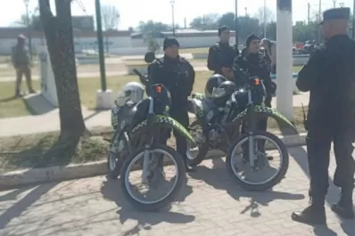 Las Talitas: la policía desalojo a personas que se habían asentado en una plaza