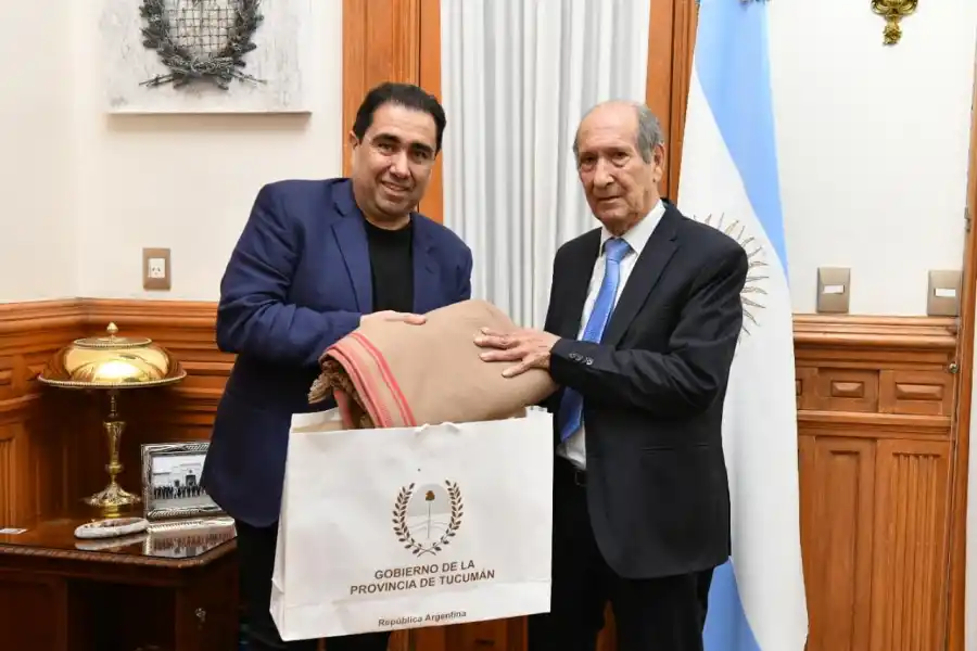 El deportista Roberto del Corro fue reconocido por su trayectoria