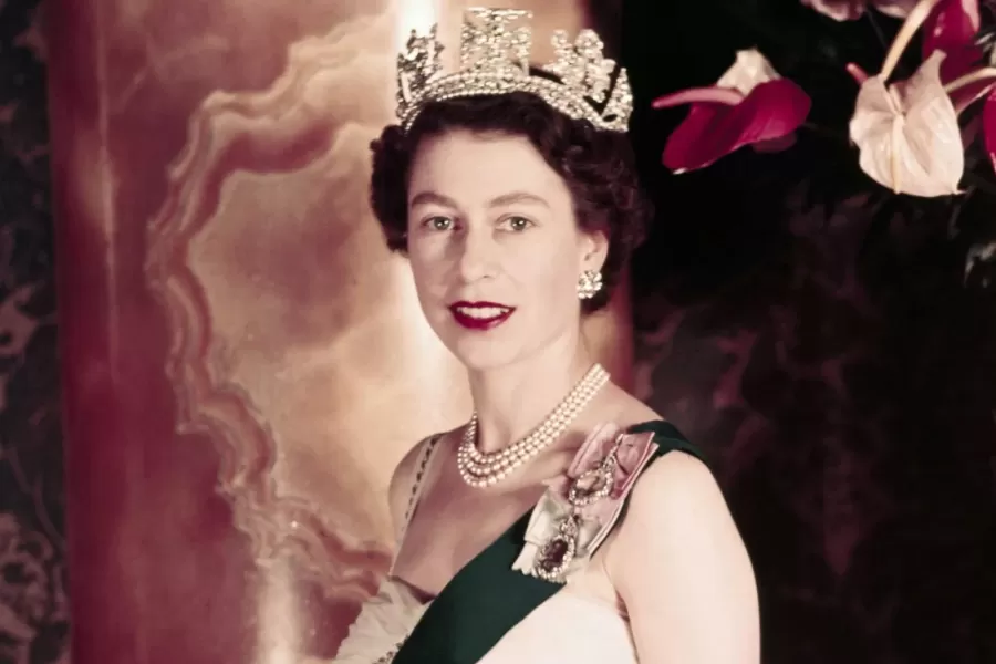 La muerte de la reina Isabel II: cuántos años tenía y cuántos llevaba en el trono británico