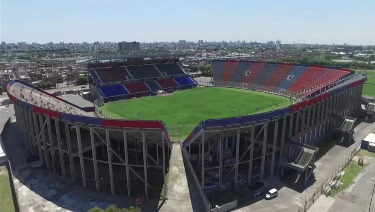 Atlético Tucumán visita a San Lorenzo: hora, TV y posibles formaciones