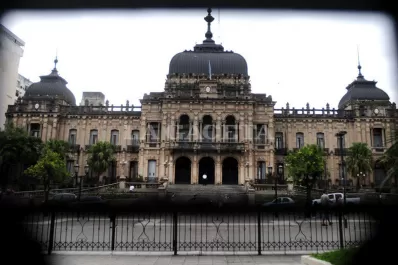 El Frente de Gremios Estatales acercará una propuesta salarial al Gobierno