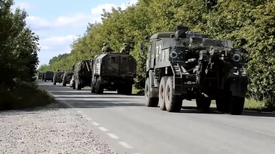 CONFLICTO BÉLICO. El Kremlin reagrupa sus fuerzas ante el avance de las tropas ucranianas. Foto tomada de: Reuters.