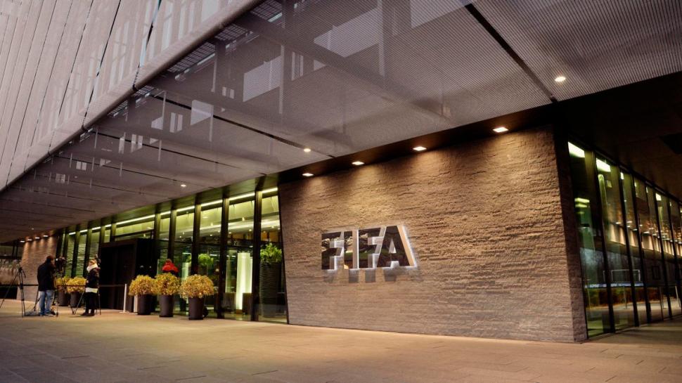 Un ejecutivo argentino “salva” a Qatar de un juicio incómodo antes de la Copa