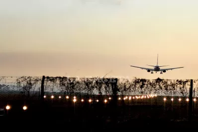 El Gobierno avanza con los trámites para licitar la obra de la autopista hacia el aeropuerto