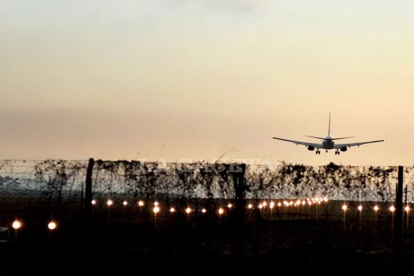 El Gobierno avanza con los trámites para licitar la obra de la autopista hacia el aeropuerto