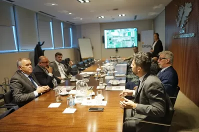 Buscan intensificar las conexiones del aeropuerto Benjamín Matienzo