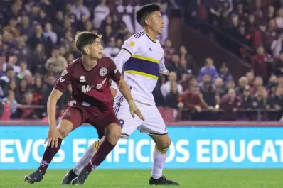 Boca ganó y quedó como puntero al menos hasta que juegue Atlético Tucumán