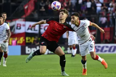 San Lorenzo no pasó del empate ante Colón y se alejó de la zona de arriba