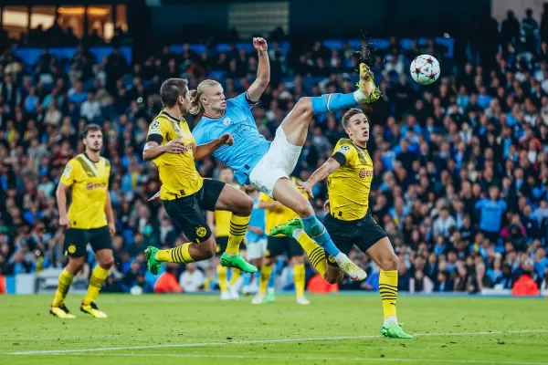 Con una pirueta de Haaland, Manchester City venció a Borussia Dortmund