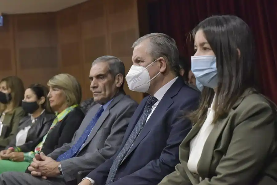 Los jueces de la Corte Suprema, Daniel Leiva, Estofán y Rodríguez Campos, presenciaron el debate. Foto de Prensa HLT