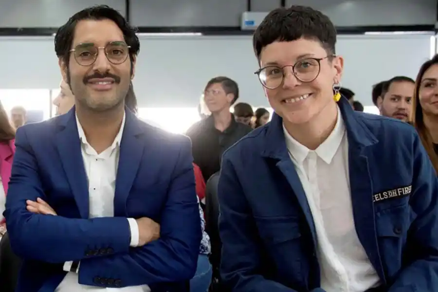 La Universidad de La Plata entregó los primeros diplomas no binarios: “abogade” y “profesore”