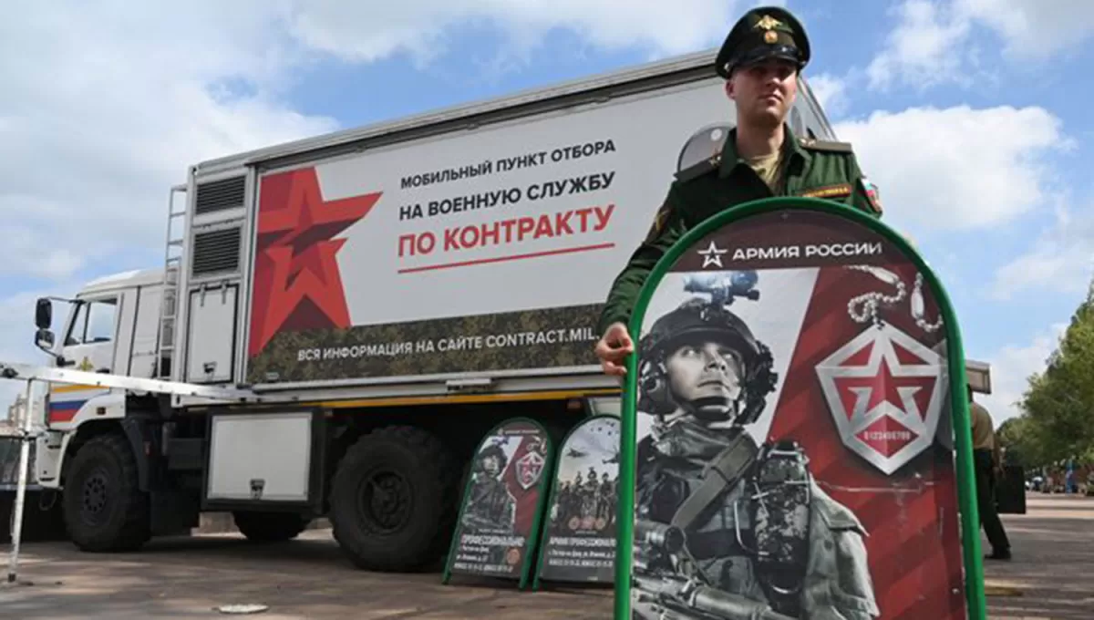 EN ROSTOV. Con oficinas móviles, el ejército ruso comenzó a reclutar soldados voluntarios para la operación especial en Ucrania. 