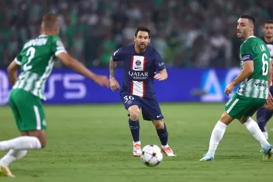 Con Messi de titular, PSG visita a Lyon: hora, TV y formaciones