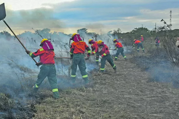 Incendios: el fuego arrasa un millón de hectáreas en Bolivia