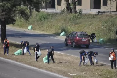 En Tucumán se movilizaron por el Día Mundial de la Limpieza