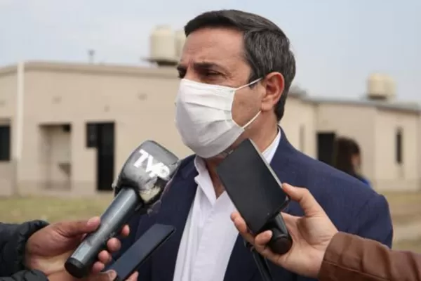 Tucumán tiene 10 casos de covid-19 diarios hace más de una semana