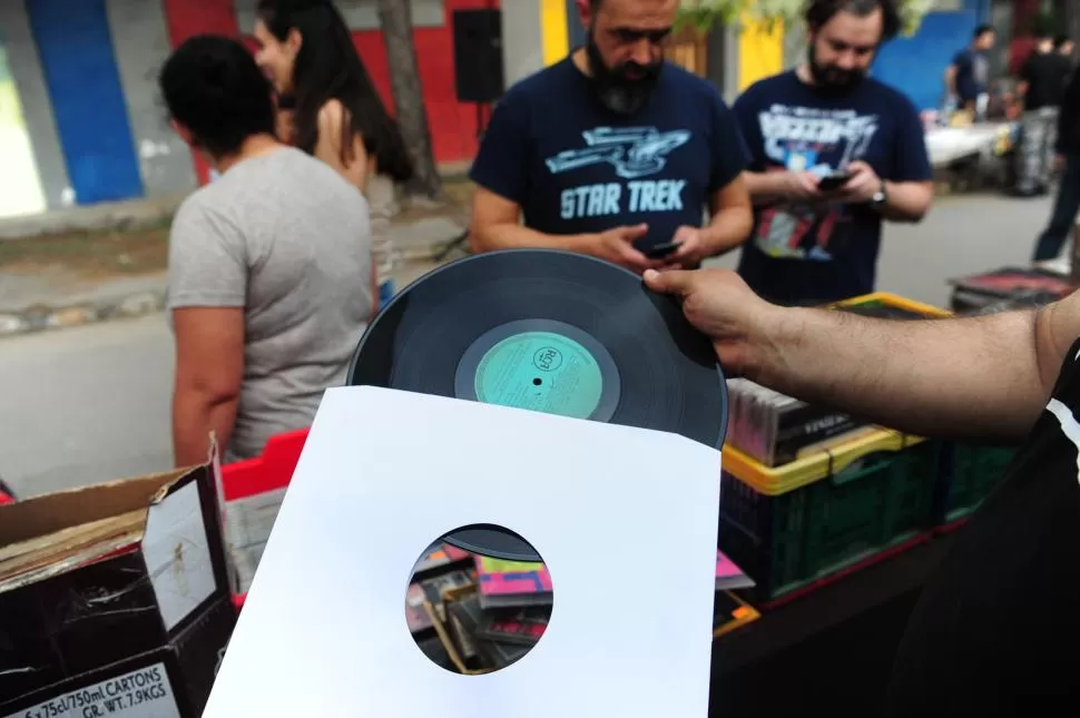 Cita de cazafantasmas en la feria retro