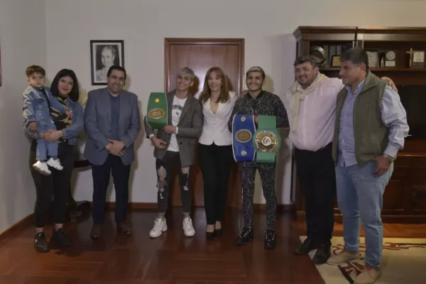 La Legislatura otorgó distinciones a dos destacados boxeadores de Tucumán