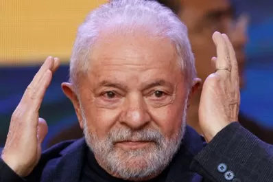 Lula amplía su ventaja sobre Bolsonaro de cara a elecciones en Brasil
