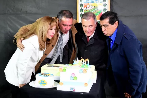 Festejo oficial en Las Talitas: Jaldo conmemoró los 30 años de creación del municipio