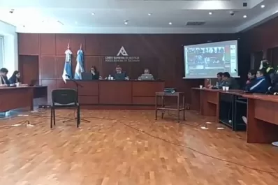 Condenaron a cuatro miembros de la banda de Los gallos finos