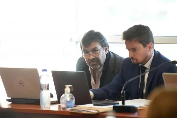 Barenbreuker explicará uno por uno los fideicomisos