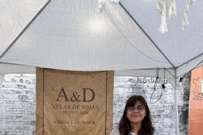 En la Expo: se estrena una emprendedora de velas de cera de soja