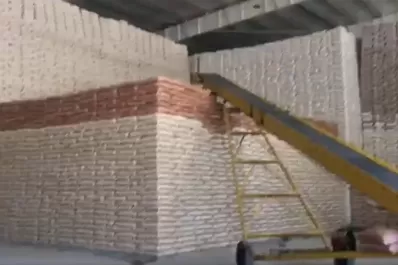 Encuentran en Tucumán 20.000 toneladas de azúcar sin declarar: no hay lugar para los vivos que especulan