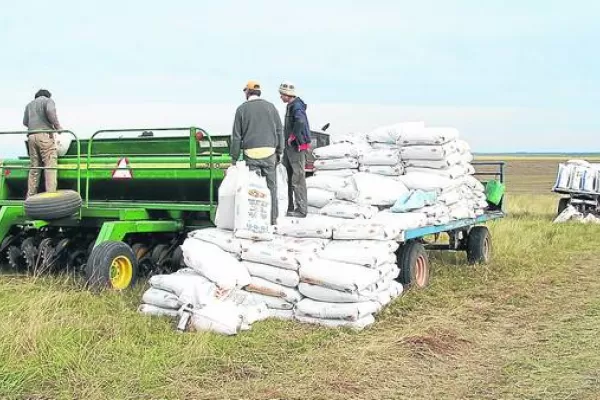 Fertilizar: devolverle al suelo lo que este da