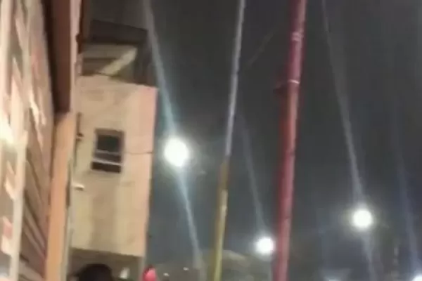 Detienen a un patovica por agredir a un estudiante