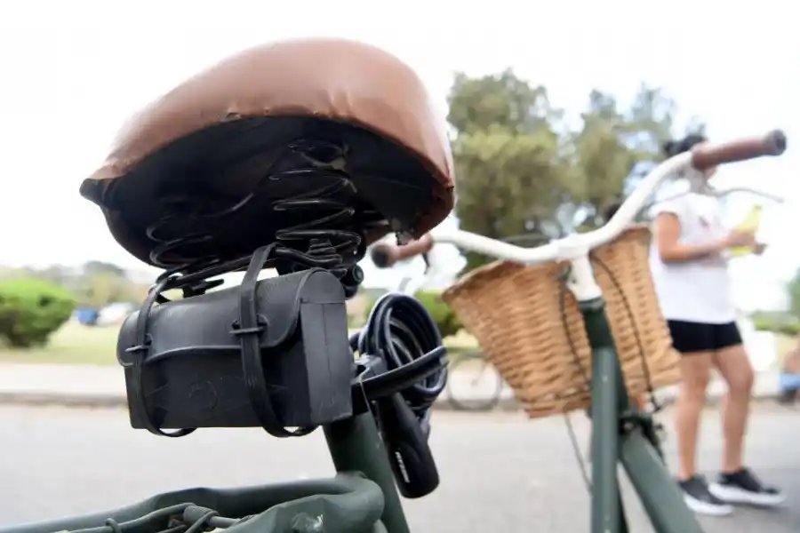 ESTILOS. Los ciclistas también customizan su medio de transporte.