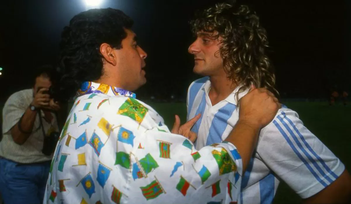 LAMENTO. El ex delantero de Racing y de la Selección Claudio Turco García dijo que el entorno de Diego Maradona lo aisló, y que este murió en soledad.