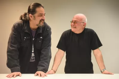 Una avenida, con ve corta, que circula del pasado al porvenir