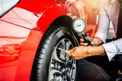 Autos: tres tips para alargar la vida útil de tus neumáticos