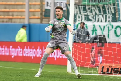 Cambeses atajó cuatro penales para que Banfield le gane a Godoy Cruz en la Copa Argentina