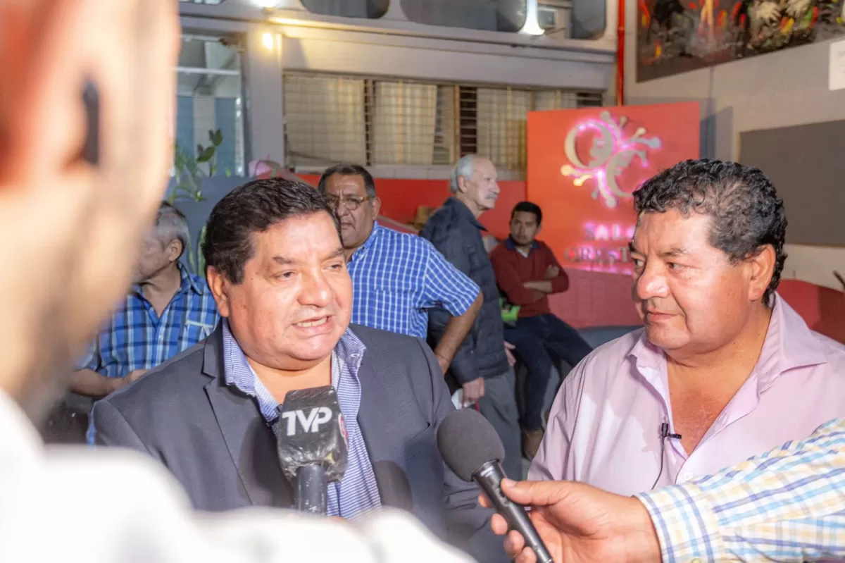 MELLIZOS PERONISTAS. José y Enrique Orellana, en rueda de prensa. Foto de Facebook Mellizos Orellana