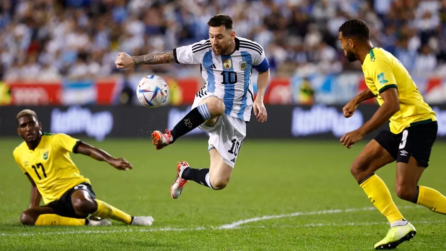 Messi dio en un rato otro concierto ante Jamaica. FOTO TOMADA DE TÉLAM