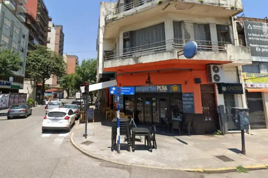 A OTRO SITIO. Malparida dejará la esquina de Corrientes y Catamarca.