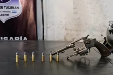 Alberdi: detuvieron a un joven que iba en moto armado