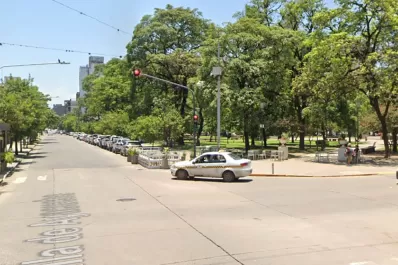 Un estafador engañó a tres comerciantes del Barrio Sur