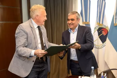 Germán Alfaro y un reconocido infectólogo dialogaron sobre la pandemia: Todavía no ha terminado