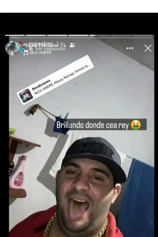 CAPTURA. Walter “Kuky” Caro subió a Instagram fotos amenazando a rivales, luciendo joyas, mostrando una camioneta cargada de cervezas y con Picchinetti, condenado por homicidio. 