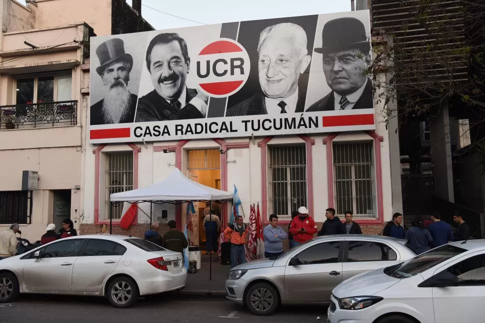 INTERVENIDO. La sede correligionaria de Catamarca 851.