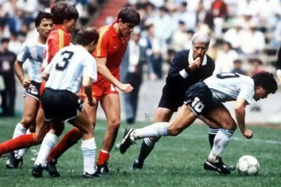 Maradona y Bochini en el Mundial de México 86.
