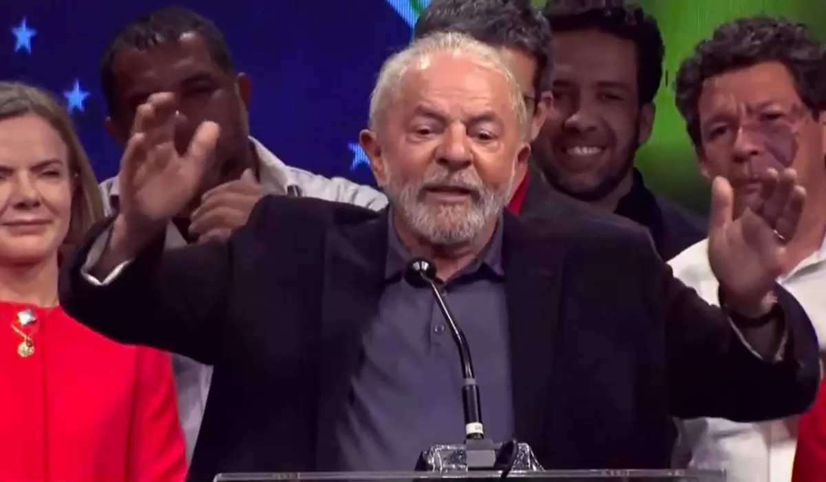 OPTIMISTA. El ex presidente Luiz Inácio Lula da Silva adelantó que para el balotaje buscará los votos de quienes no lo votaron hoy.